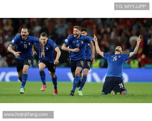 世界足球明星队巅峰对决赛场激情碰撞展现足球魅力与团队精神