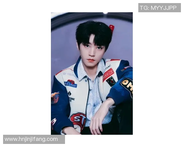 足球明星王俊凯炫酷壁纸精选让你感受青春热血与激情四溢的足球魅力 足球明星王俊凯炫酷壁纸精选让你感受青春热血与激情四溢的足球魅力