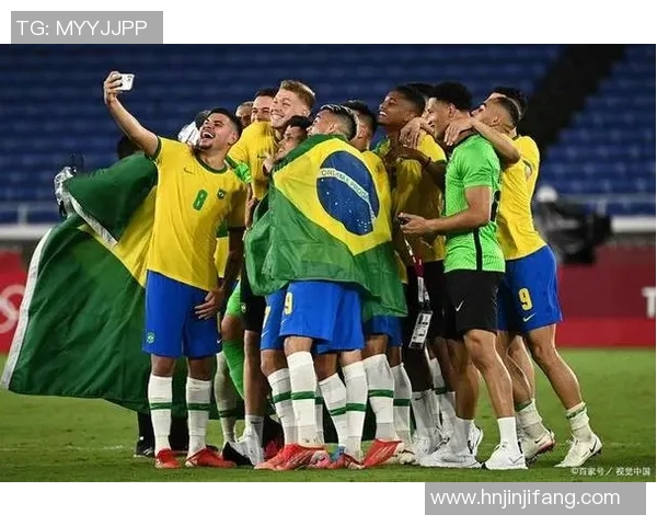 巴西足球明星在夜店狂欢的精彩瞬间与魅力风采展示 巴西足球明星在夜店狂欢的精彩瞬间与魅力风采展示